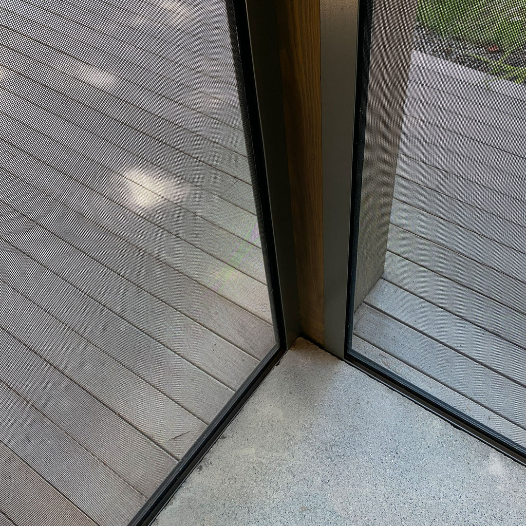 TerraSummer Fixed Screens on Lac-Brome Residence by Atelier Pierre Thibault