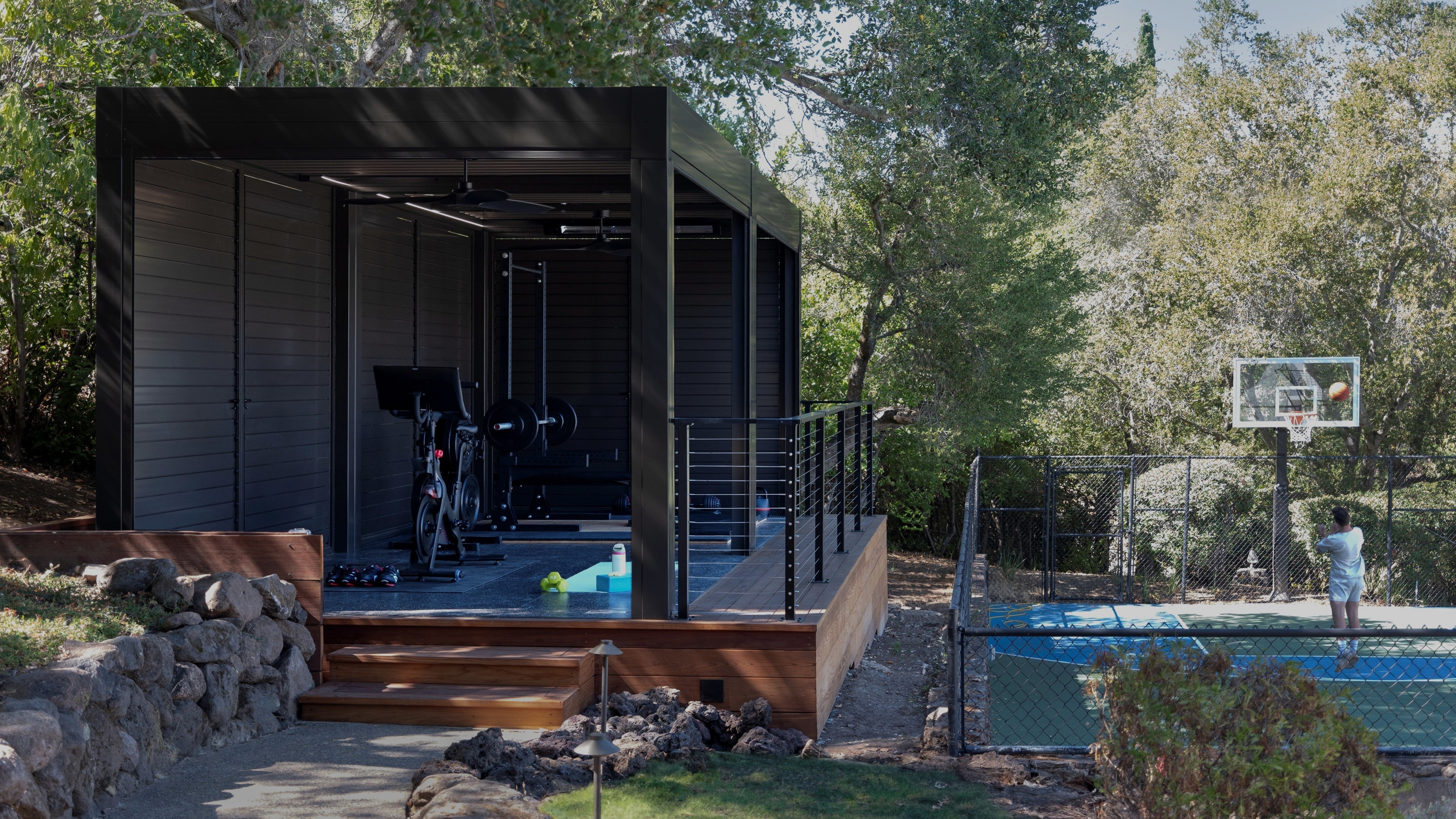 Best pergola setups for outdoor kitchens, family dining, hot tubs and outdoor gyms